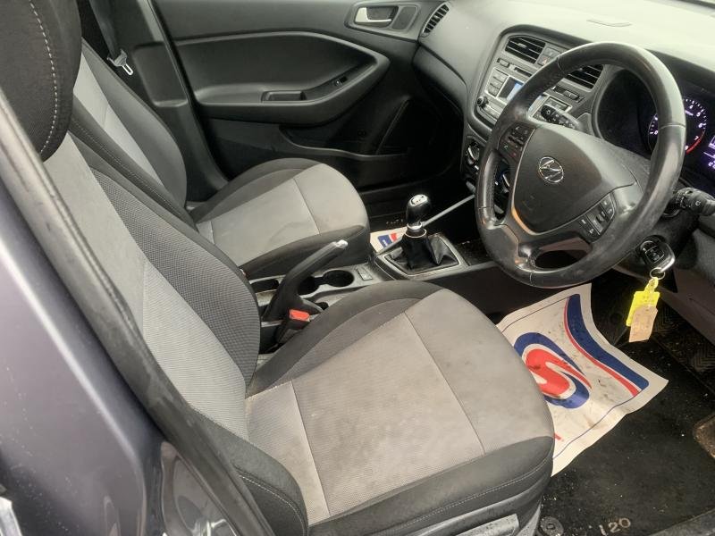 2017 HYUNDAI I20 1.2 SE 5dr