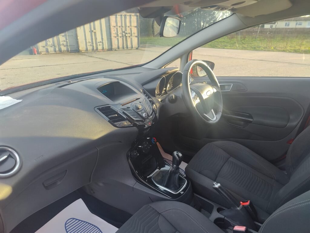2015 FORD FIESTA 1.25 82 Zetec 5dr