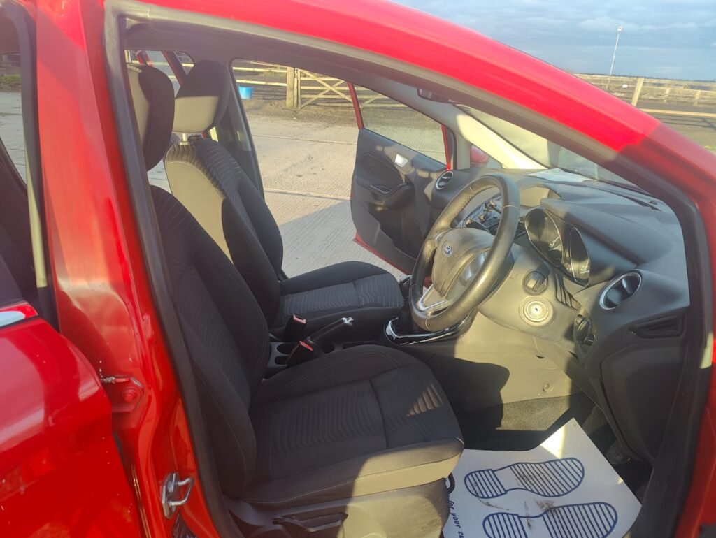 2015 FORD FIESTA 1.25 82 Zetec 5dr