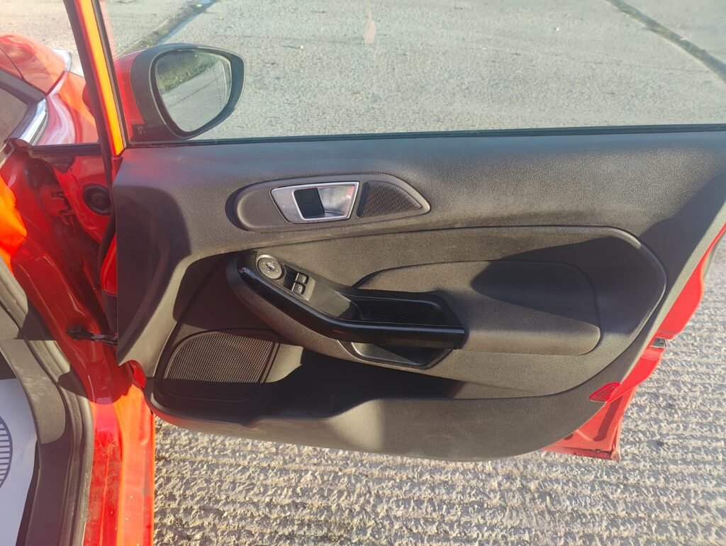 2015 FORD FIESTA 1.25 82 Zetec 5dr