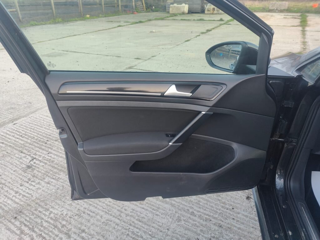 2014 VOLKSWAGEN GOLF 2.0 TDI GTD 5dr