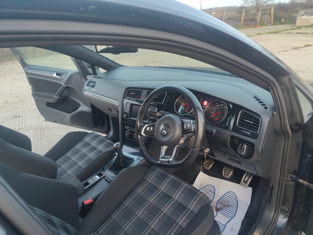 2014 VOLKSWAGEN GOLF 2.0 TDI GTD 5dr