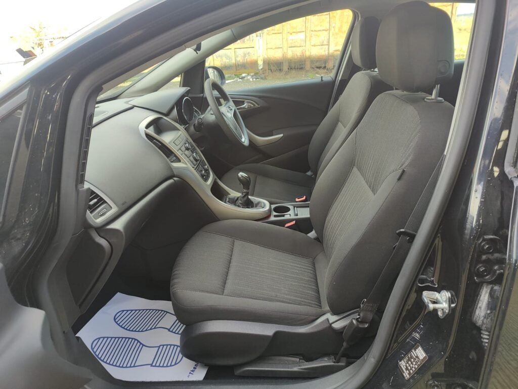 2011 VAUXHALL ASTRA 1.4i 16V Exclusiv 5dr