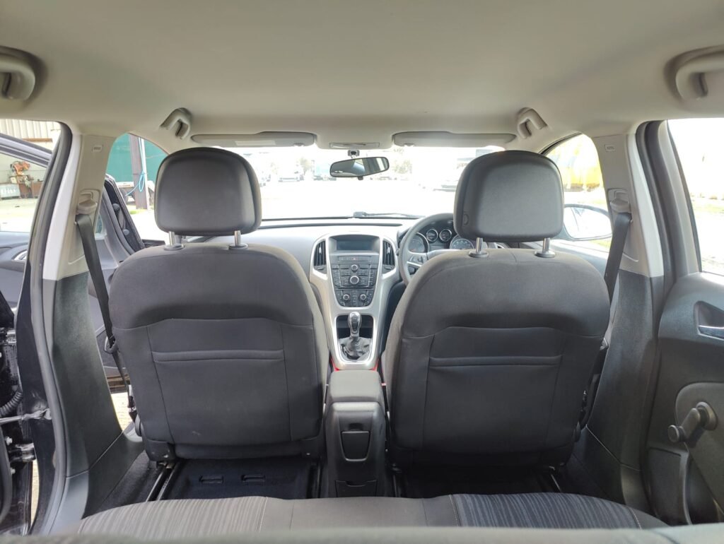 2011 VAUXHALL ASTRA 1.4i 16V Exclusiv 5dr