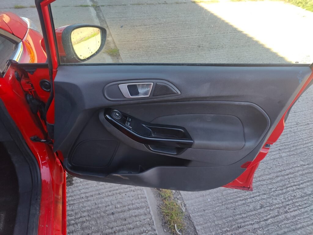 2014 FORD FIESTA 1.25 82 Zetec 5dr