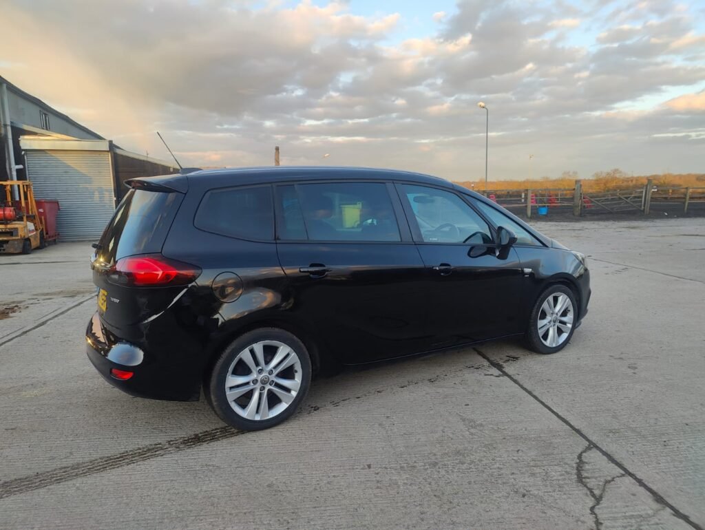 2016 VAUXHALL ZAFIRA TOURER 1.4T SRi 5dr