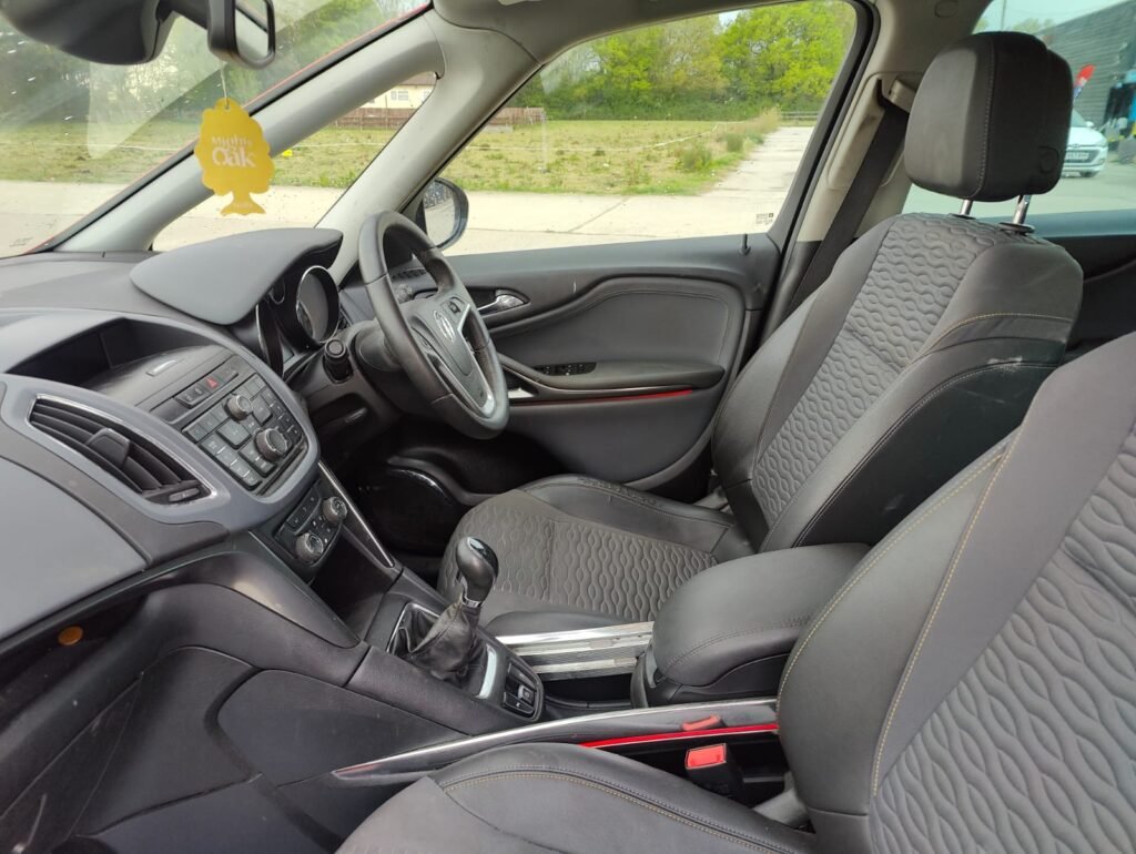 2013 Vauxhall Zafira Tourer SE Manual Petrol