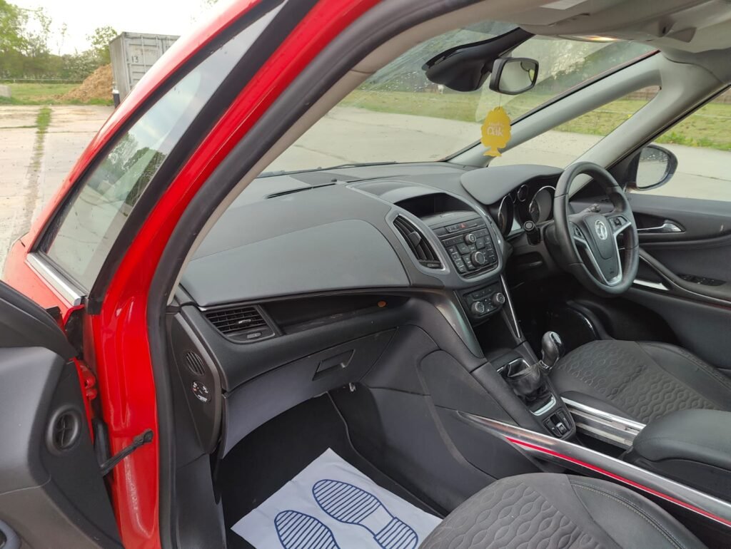 2013 Vauxhall Zafira Tourer SE Manual Petrol