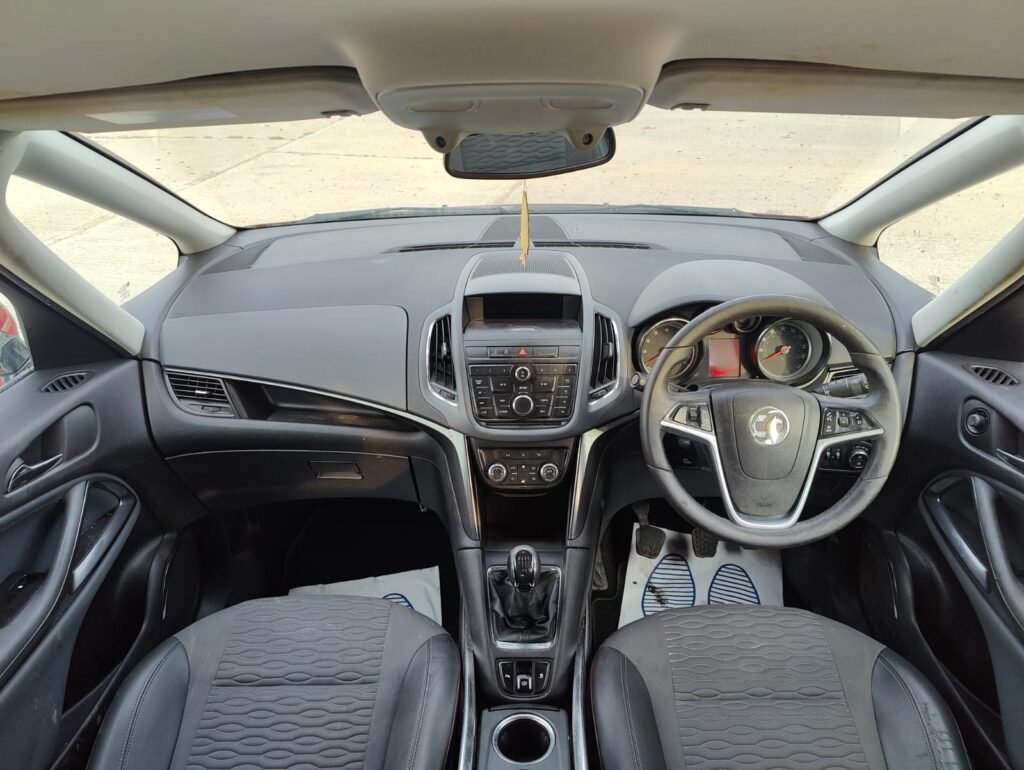 2013 Vauxhall Zafira Tourer SE Manual Petrol