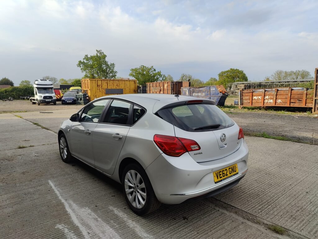 2012 Vauxhall Astra 1.6i 16V Active 5dr