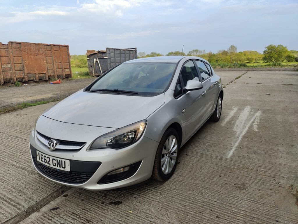 2012 Vauxhall Astra 1.6i 16V Active 5dr