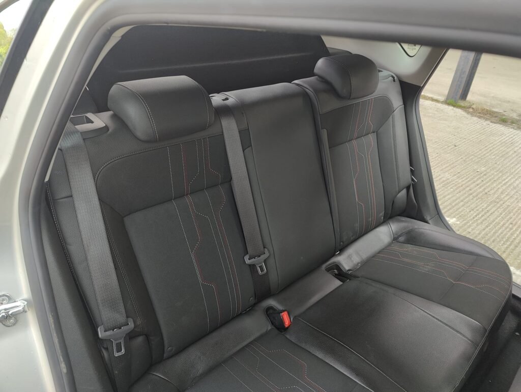 2012 Vauxhall Astra 1.6i 16V Active 5dr