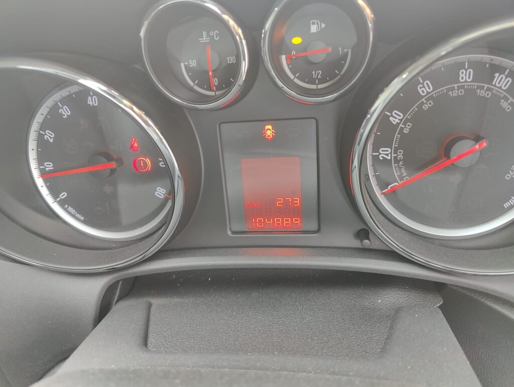 2012 Vauxhall Astra 1.6i 16V Active 5dr