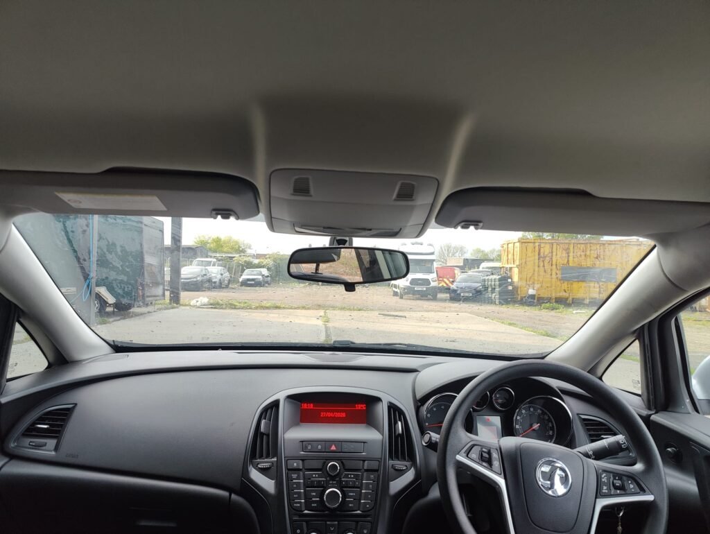 2012 Vauxhall Astra 1.6i 16V Active 5dr