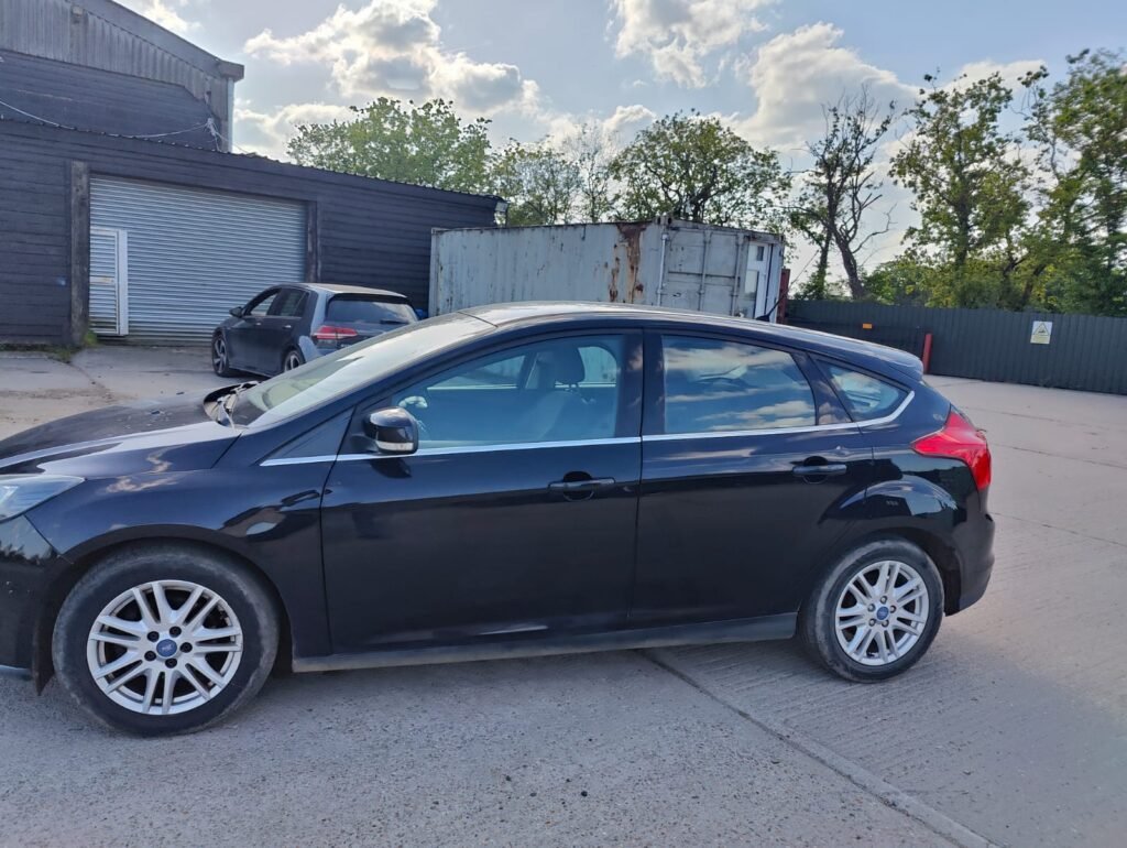 2012 Ford Focus 1.0T EcoBoost Titanium Hatchback 5dr