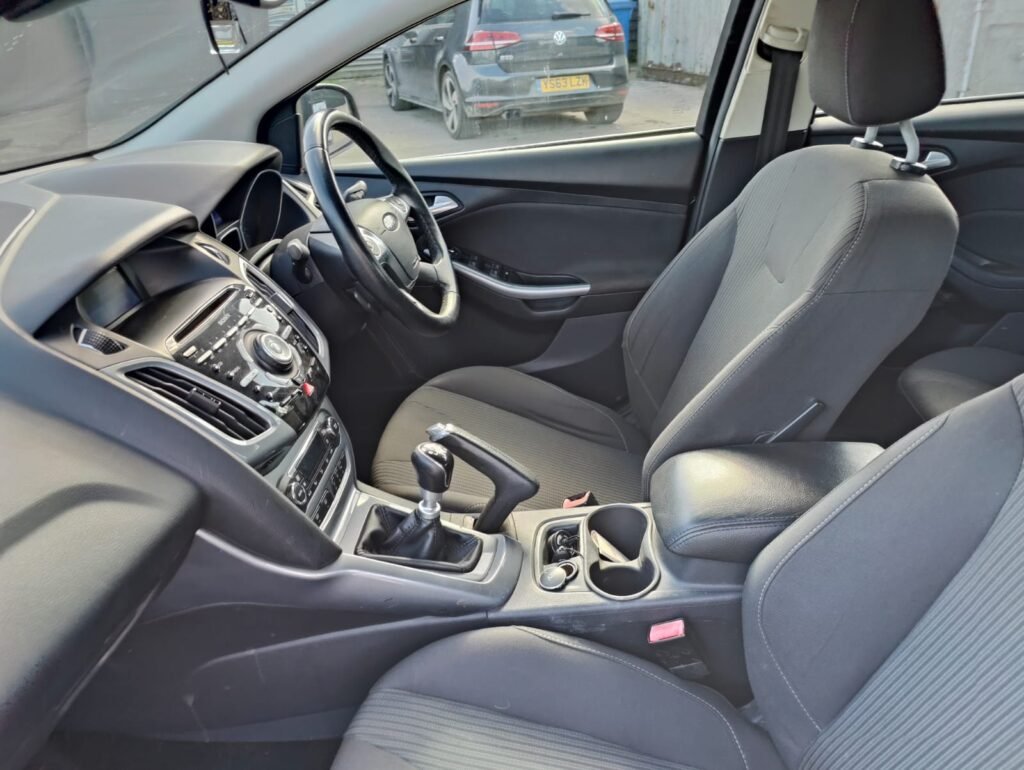 2012 Ford Focus 1.0T EcoBoost Titanium Hatchback 5dr