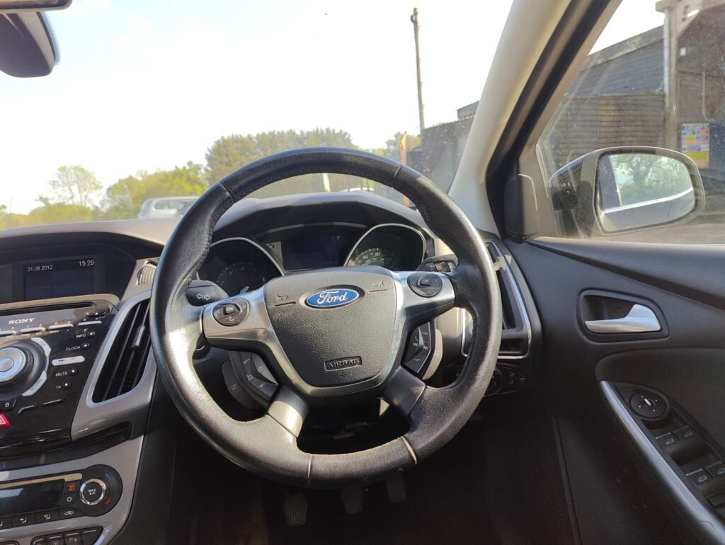 2012 Ford Focus 1.0T EcoBoost Titanium Hatchback 5dr