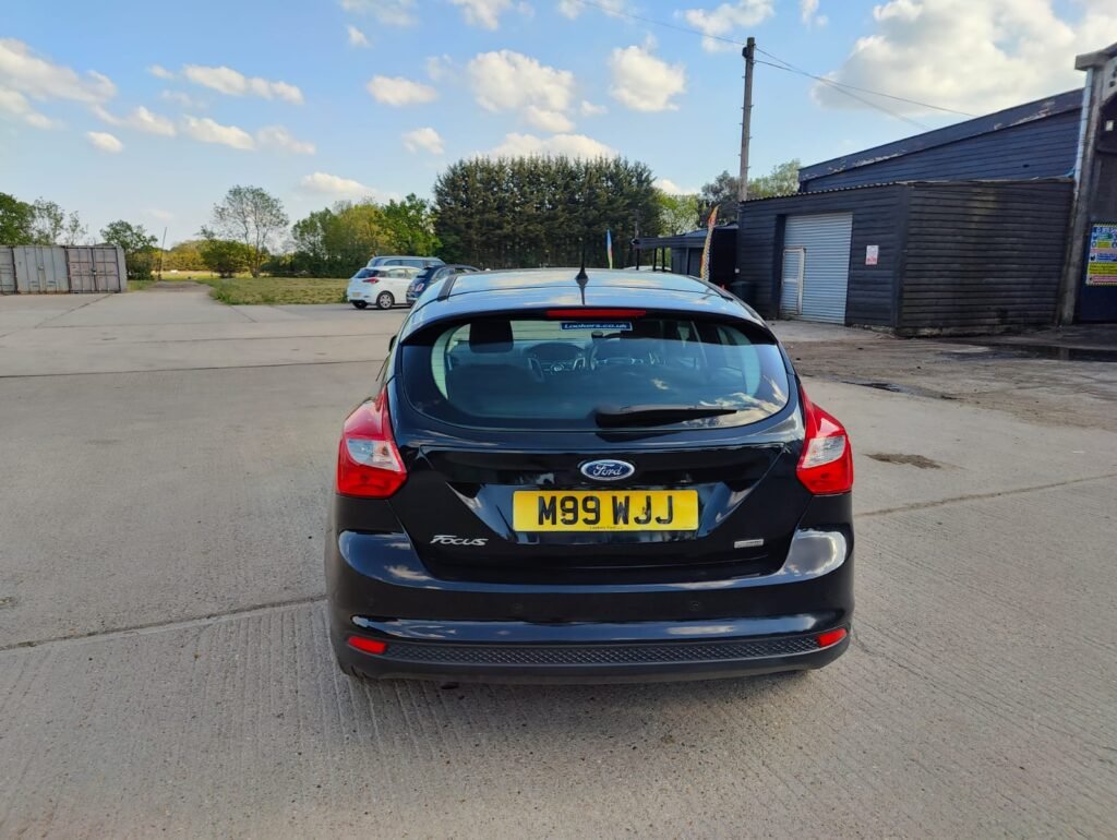 2012 Ford Focus 1.0T EcoBoost Titanium Hatchback 5dr
