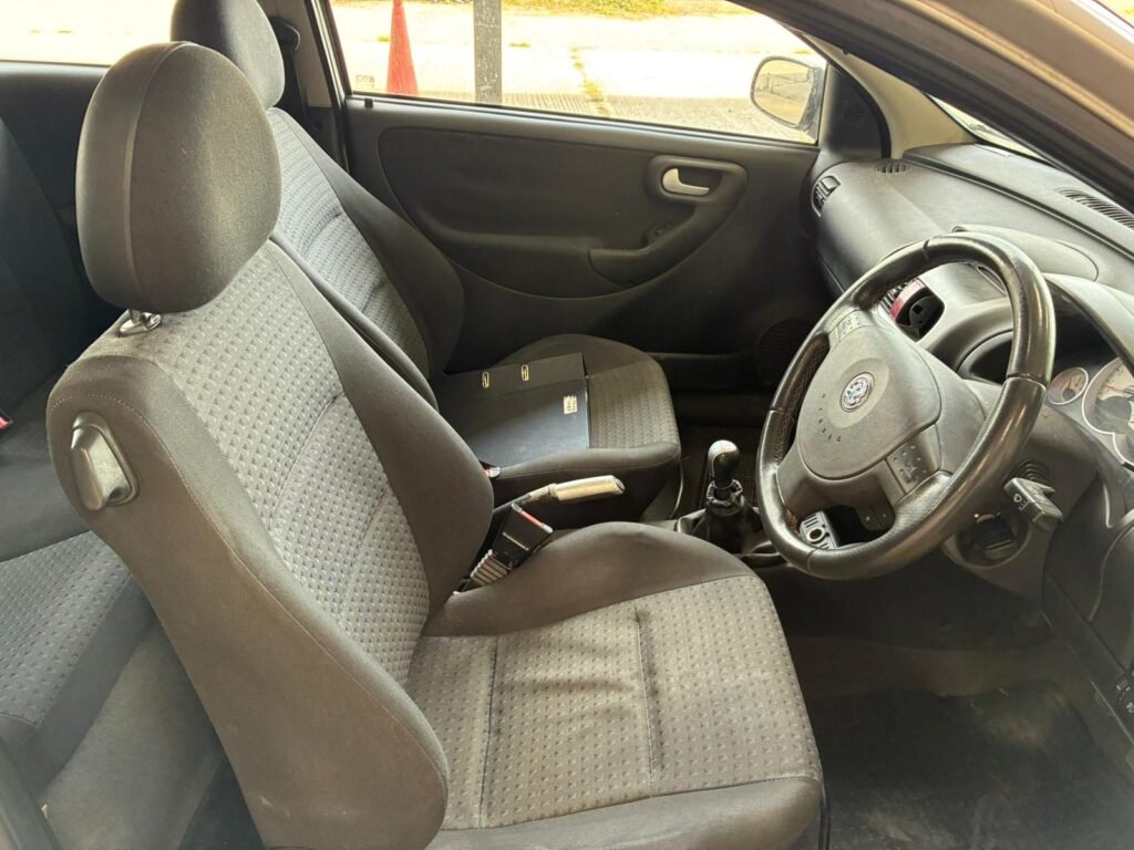2005 Vauxhall Corsa 1.2i 16v SXi 3dr