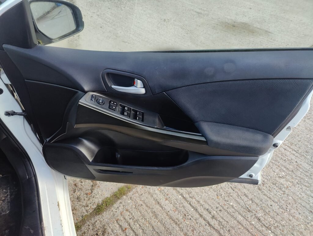 2012 Honda Civic 1.8 i-VTEC Ti Euro 5 (s/s) 5dr