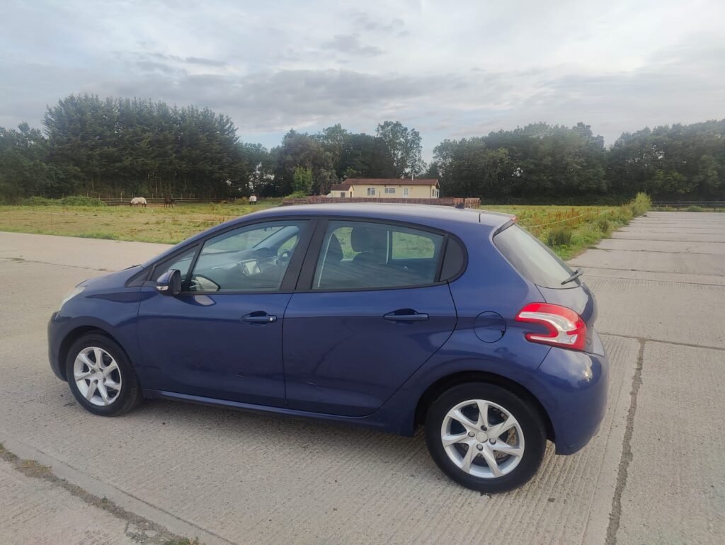 2013 Peugeot 208 1.0 VTi Active Euro 5 5dr