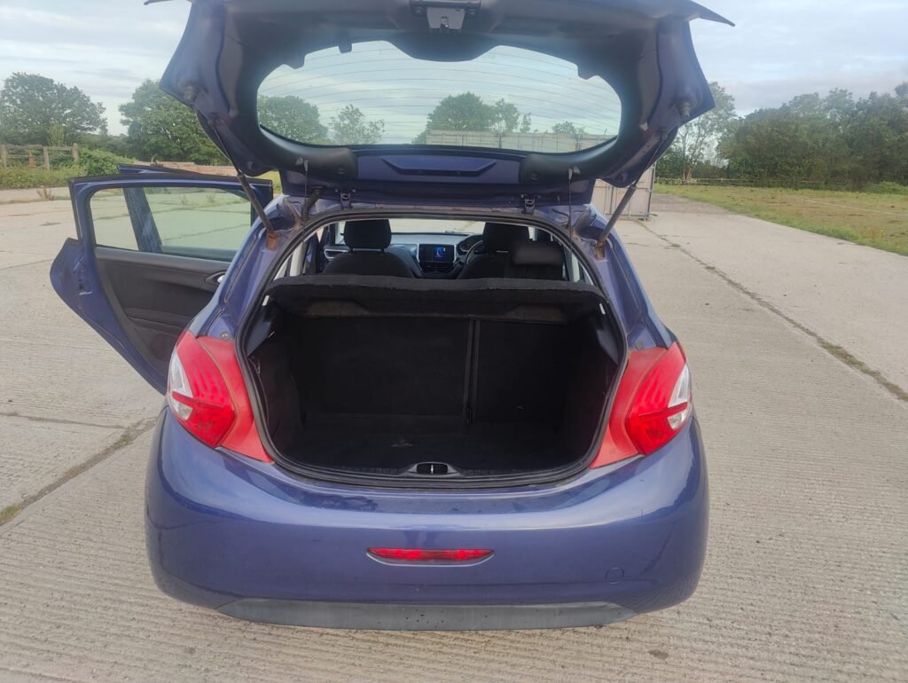 2013 Peugeot 208 1.0 VTi Active Euro 5 5dr