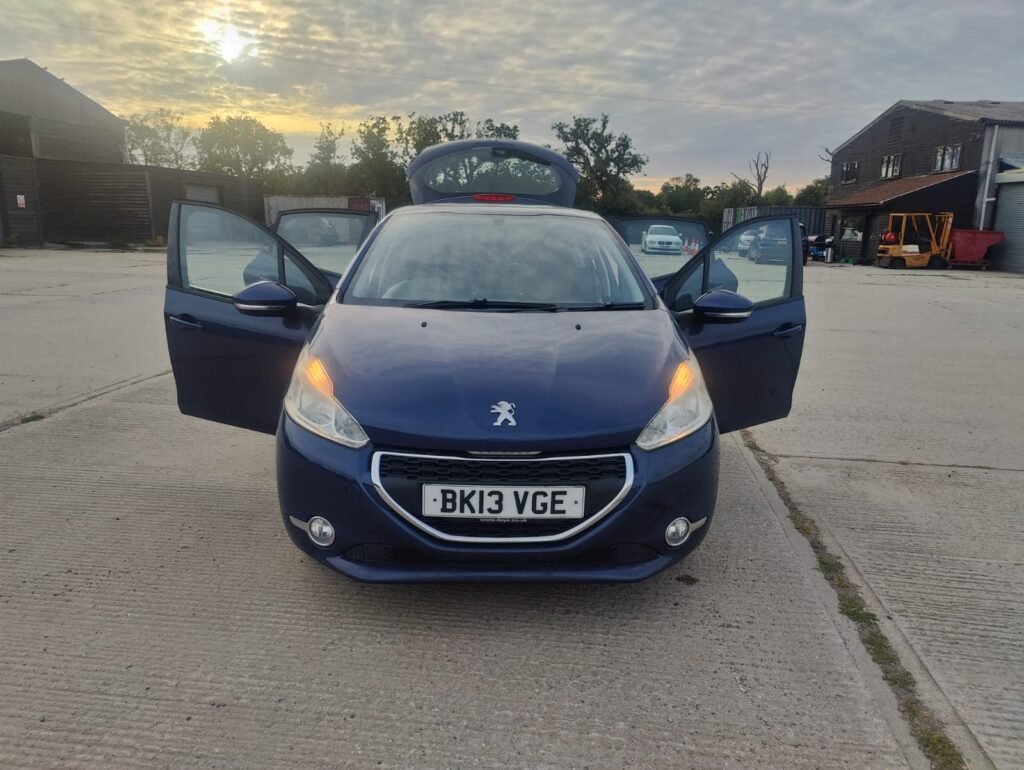 2013 Peugeot 208 1.0 VTi Active Euro 5 5dr