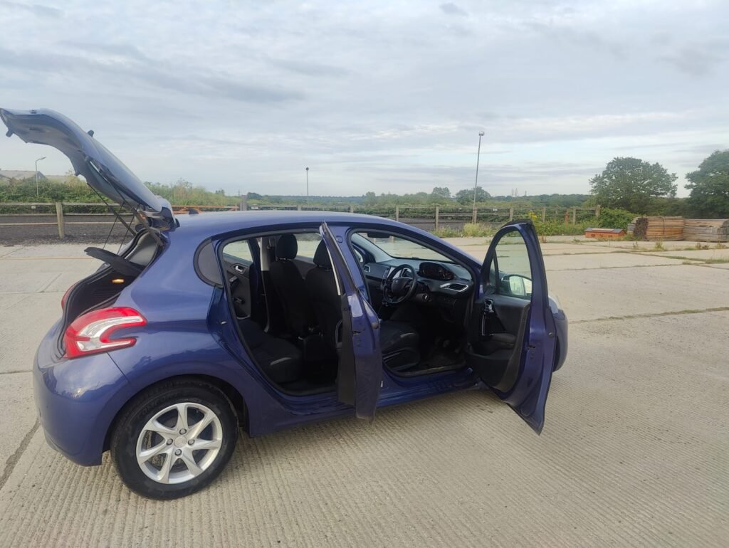 2013 Peugeot 208 1.0 VTi Active Euro 5 5dr