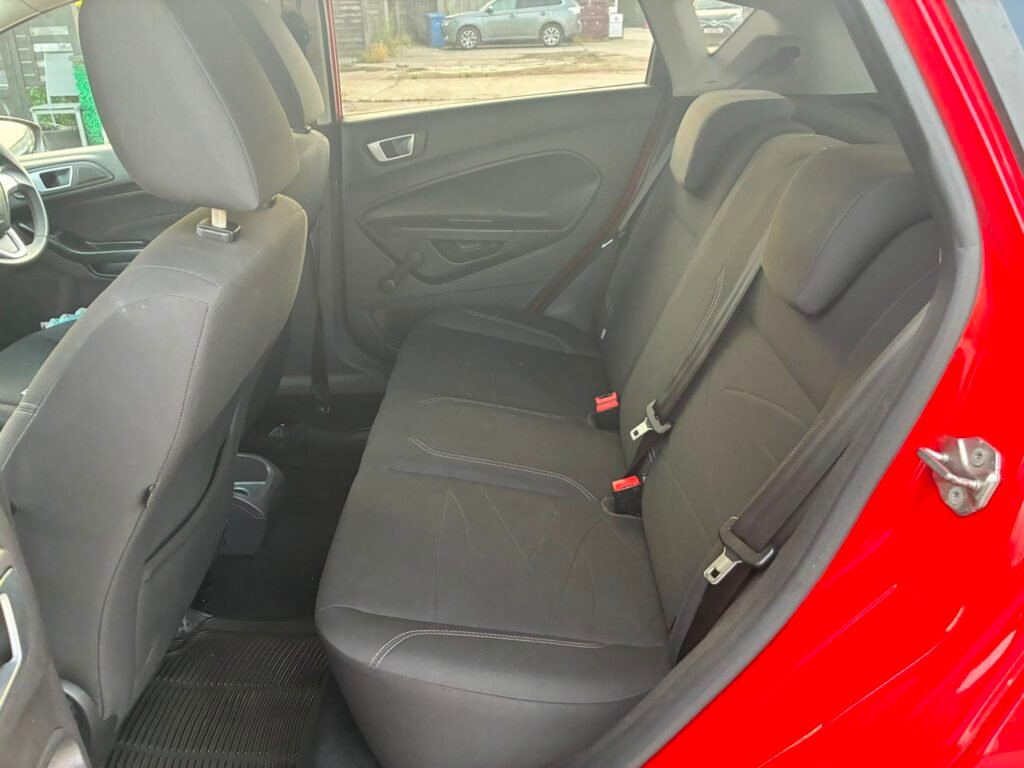 2016 Ford Fiesta 1.6 TDCi ECOnetic Style Euro 5 (s/s) 5dr
