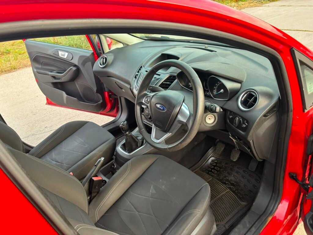 2016 Ford Fiesta 1.6 TDCi ECOnetic Style Euro 5 (s/s) 5dr