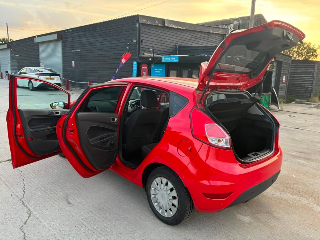 2016 Ford Fiesta 1.6 TDCi ECOnetic Style Euro 5 (s/s) 5dr