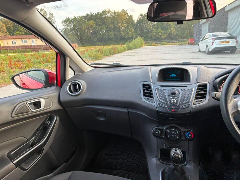 2016 Ford Fiesta 1.6 TDCi ECOnetic Style Euro 5 (s/s) 5dr