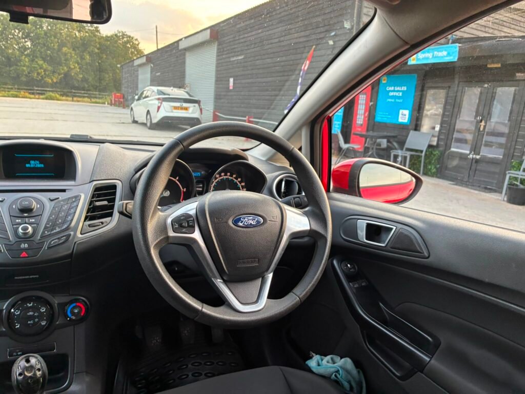 2016 Ford Fiesta 1.6 TDCi ECOnetic Style Euro 5 (s/s) 5dr