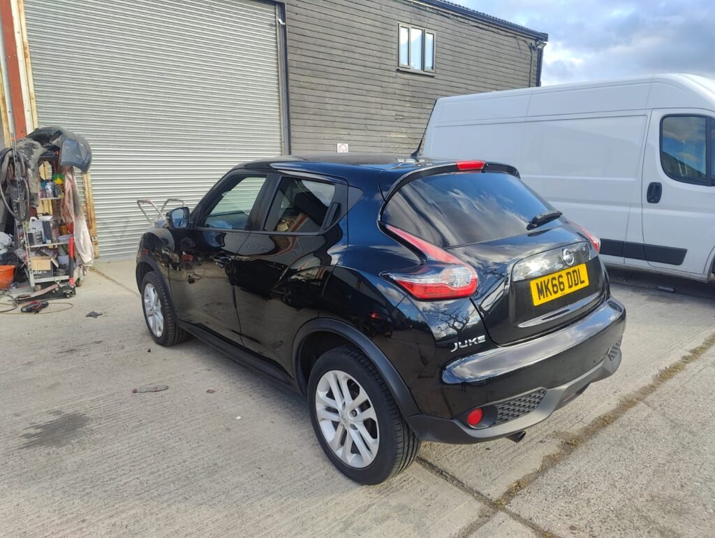 2016 Nissan Juke 1.2 DIG-T N-Connecta Euro 6 (s/s) 5dr