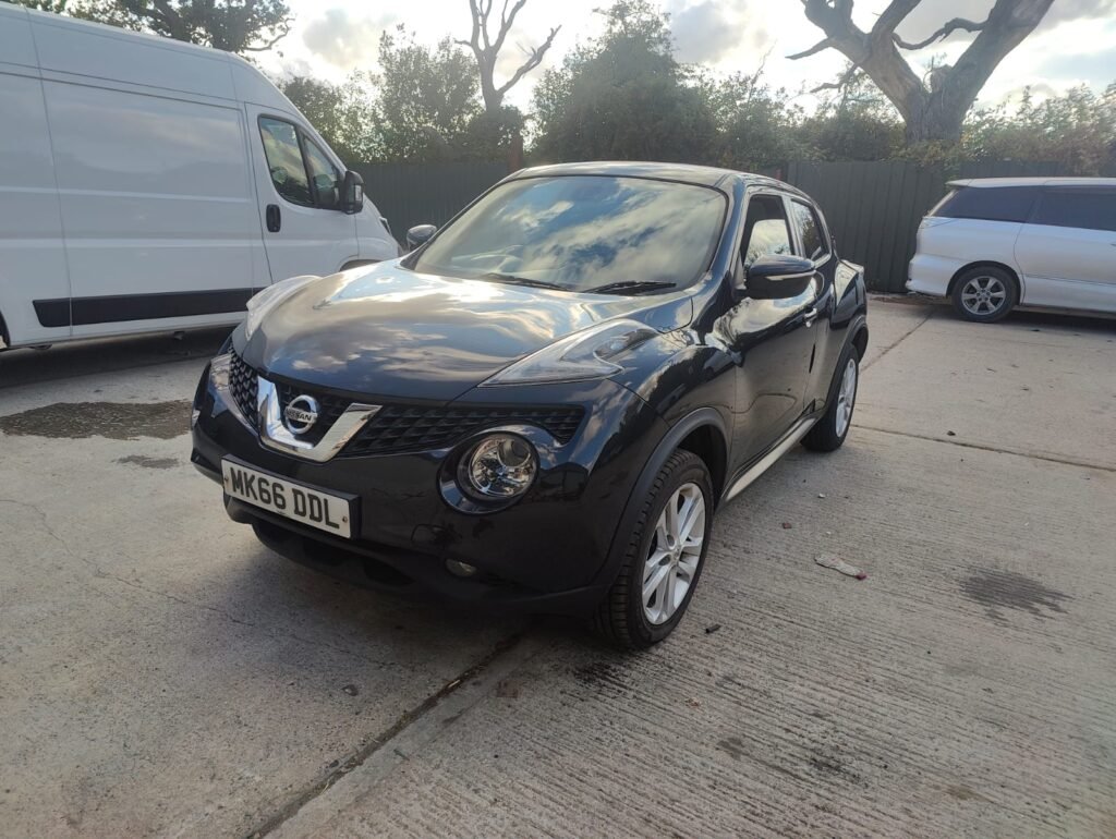 2016 Nissan Juke 1.2 DIG-T N-Connecta Euro 6 (s/s) 5dr