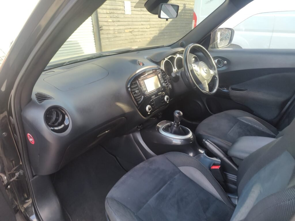 2016 Nissan Juke 1.2 DIG-T N-Connecta Euro 6 (s/s) 5dr