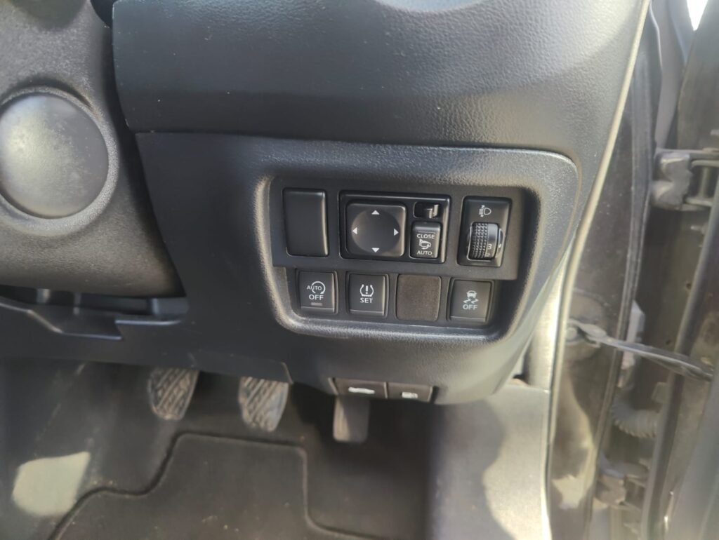2016 Nissan Juke 1.2 DIG-T N-Connecta Euro 6 (s/s) 5dr
