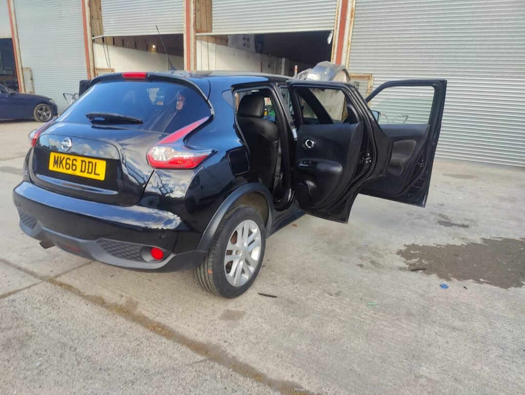 2016 Nissan Juke 1.2 DIG-T N-Connecta Euro 6 (s/s) 5dr