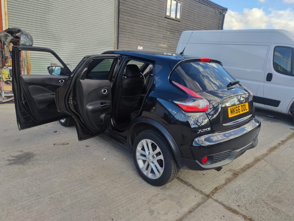 2016 Nissan Juke 1.2 DIG-T N-Connecta Euro 6 (s/s) 5dr