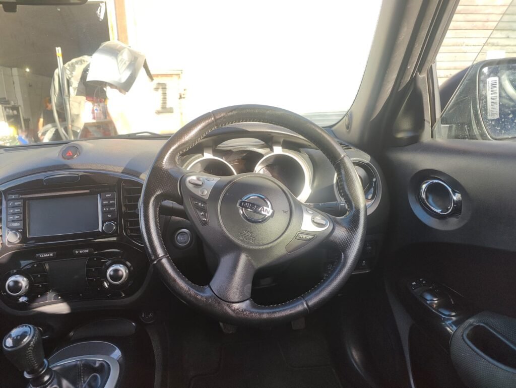 2016 Nissan Juke 1.2 DIG-T N-Connecta Euro 6 (s/s) 5dr