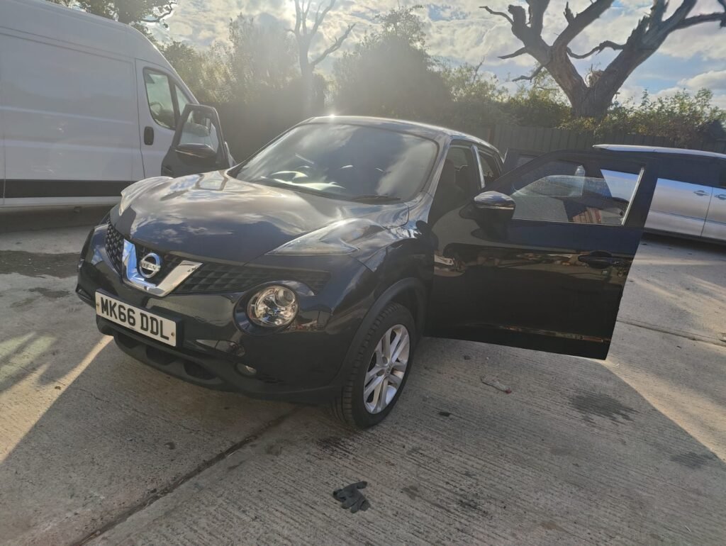 2016 Nissan Juke 1.2 DIG-T N-Connecta Euro 6 (s/s) 5dr