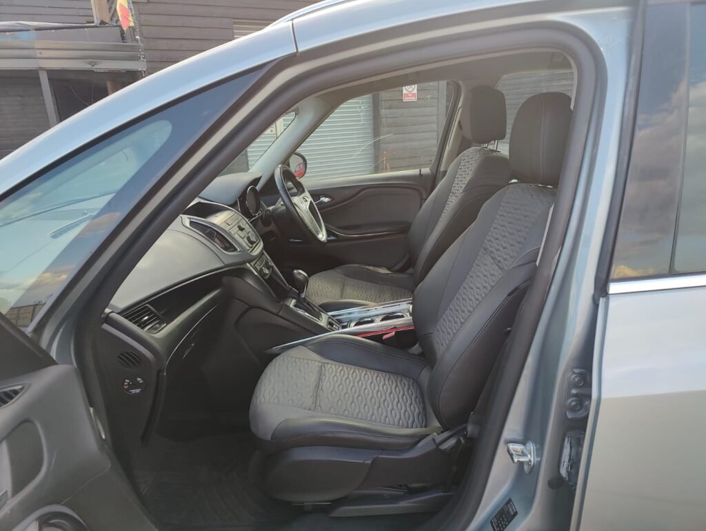 2014 Vauxhall Zafira Tourer SE T Auto