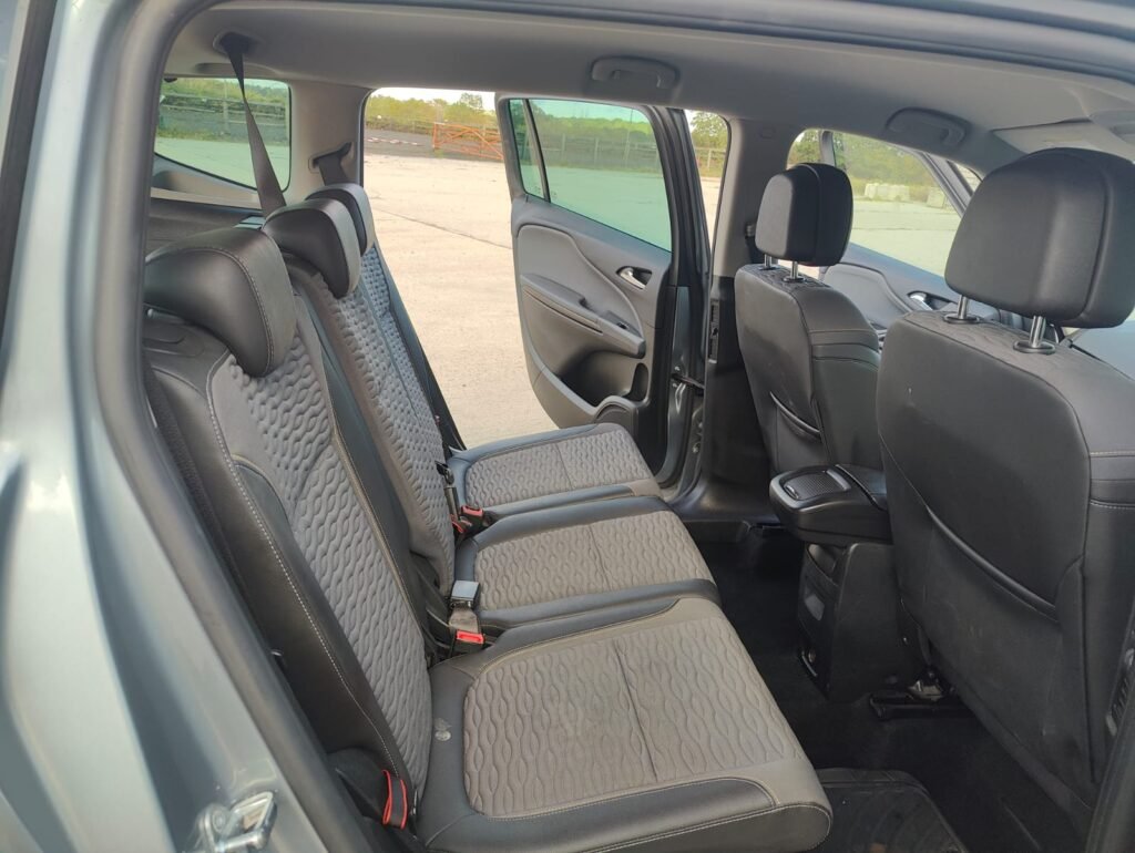 2014 Vauxhall Zafira Tourer SE T Auto