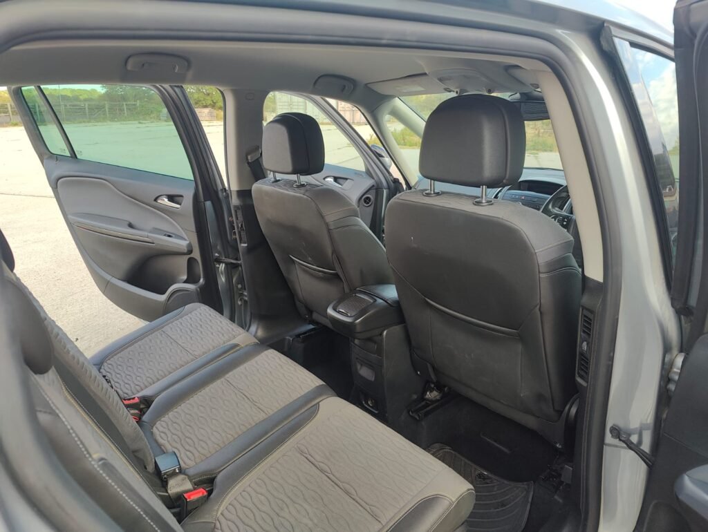 2014 Vauxhall Zafira Tourer SE T Auto