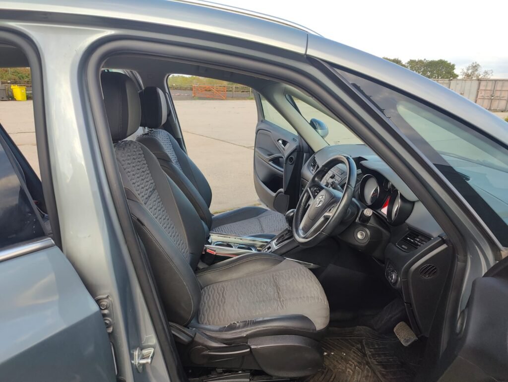 2014 Vauxhall Zafira Tourer SE T Auto