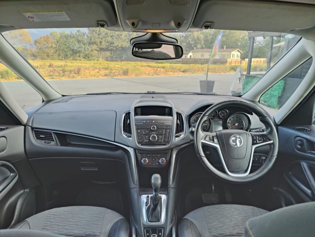 2014 Vauxhall Zafira Tourer SE T Auto