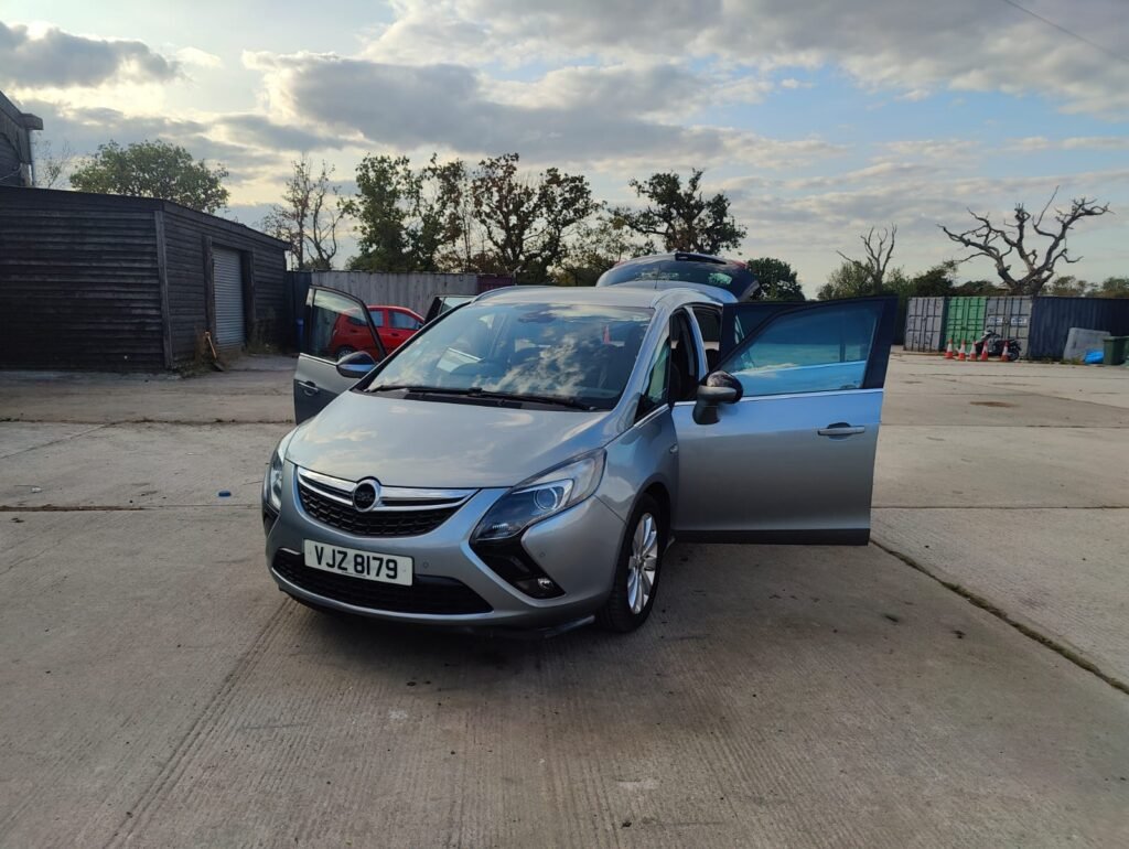 2014 Vauxhall Zafira Tourer SE T Auto