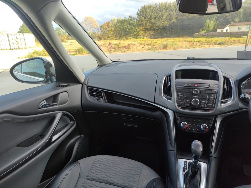 2014 Vauxhall Zafira Tourer SE T Auto