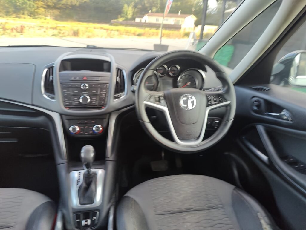 2014 Vauxhall Zafira Tourer SE T Auto
